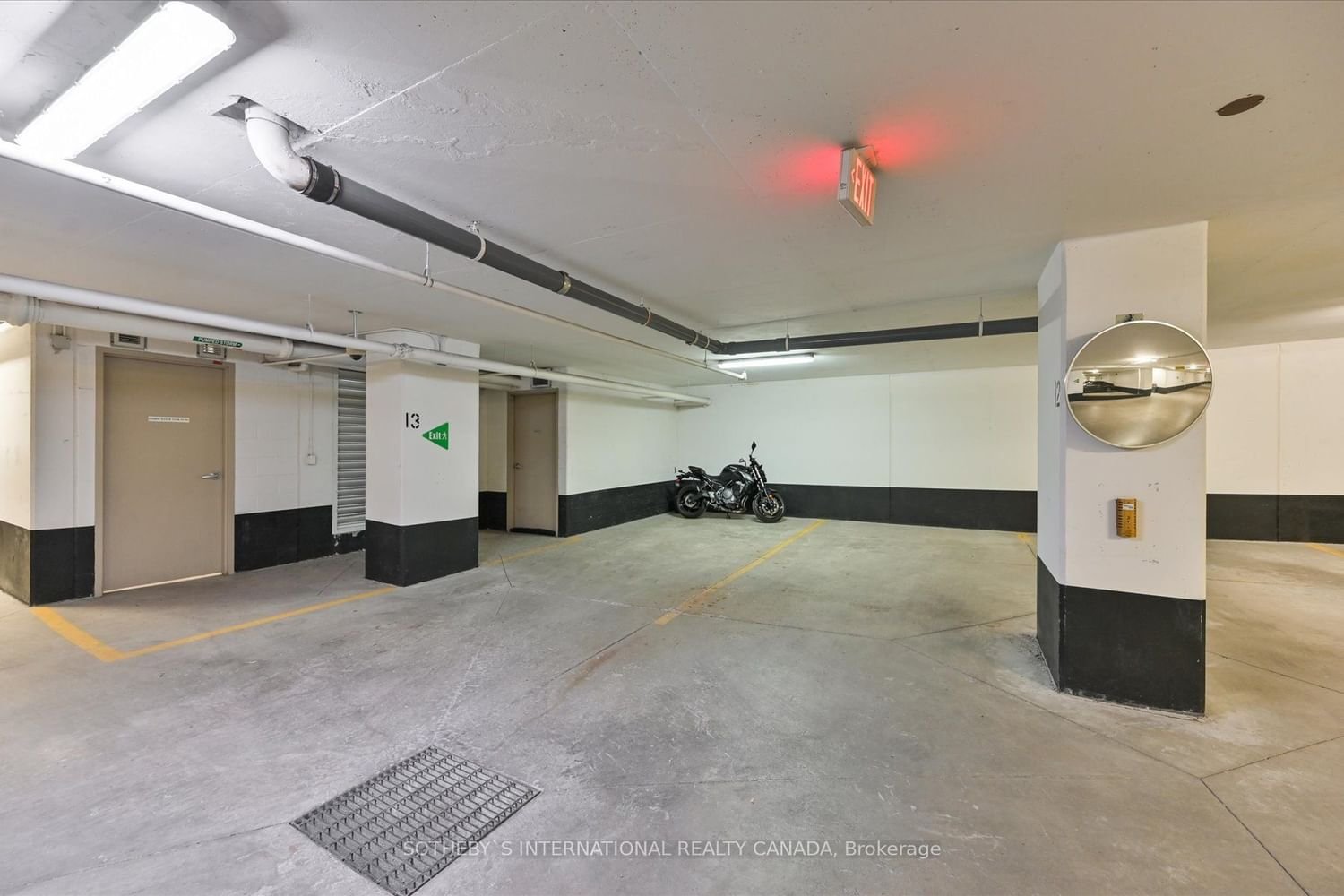 77 Charles St W, unit 704 for sale - image #32