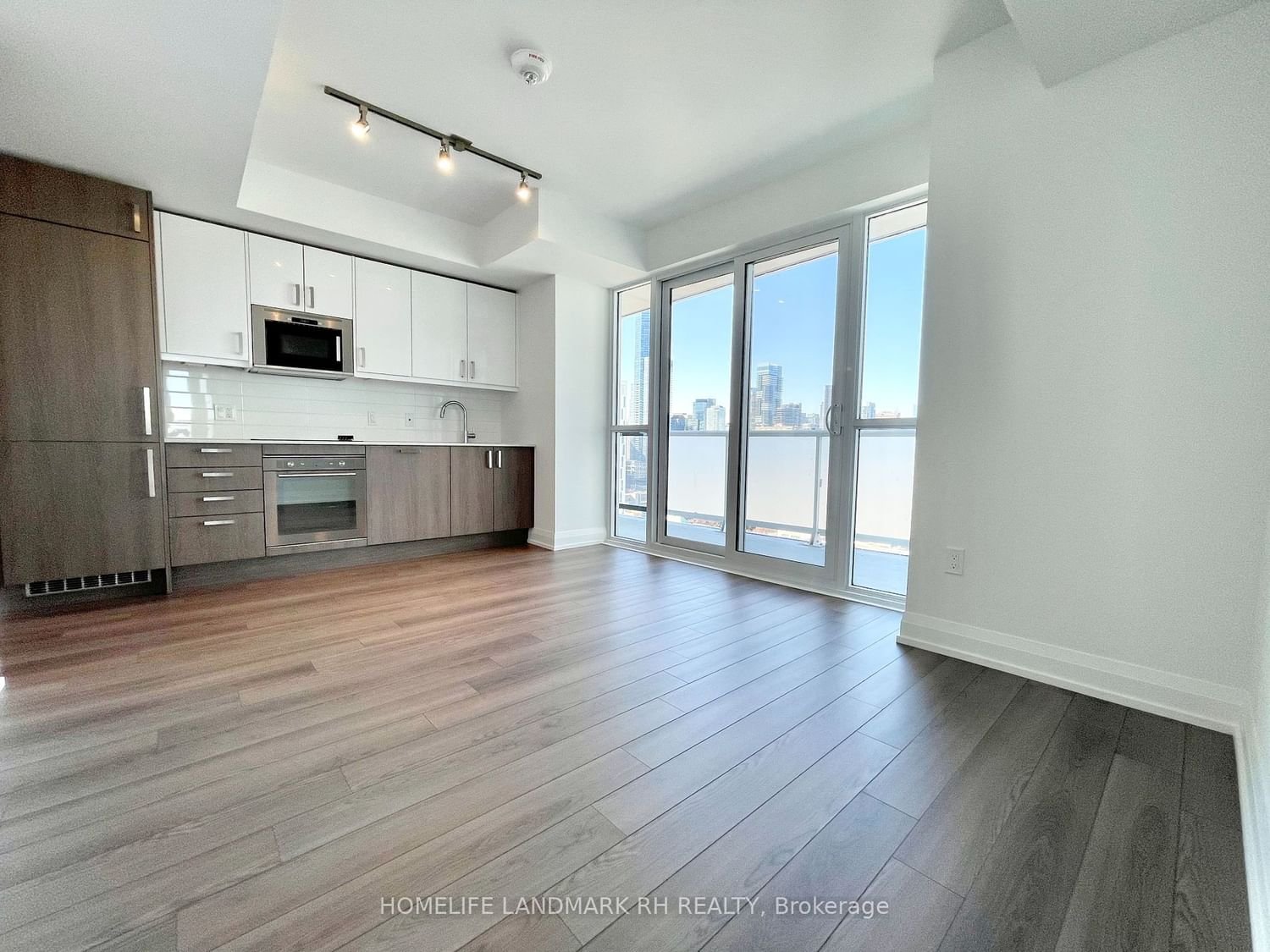 77 Mutual St, unit 2809 for rent - image #3