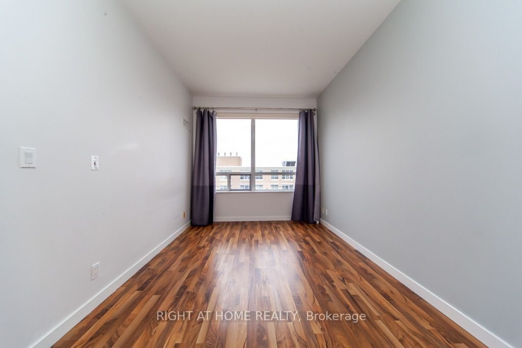1005 King St W, unit 917 for rent - image #5