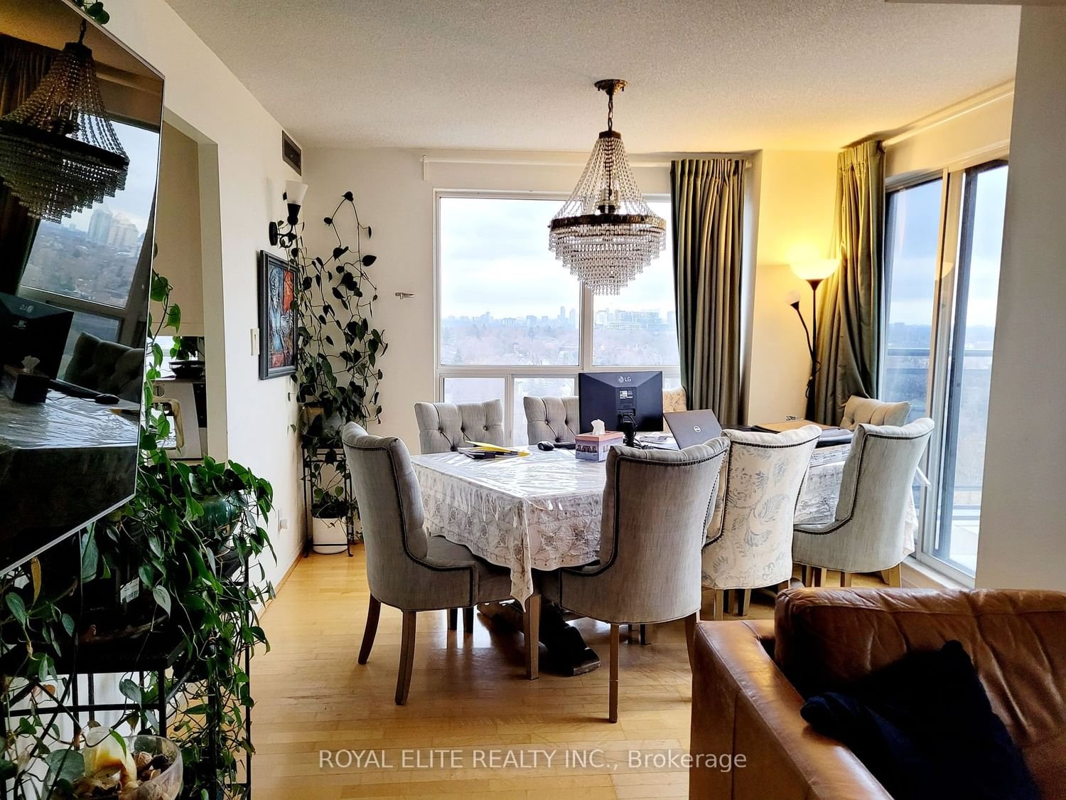 28 Hollywood Ave, unit Sp206 for rent - image #7