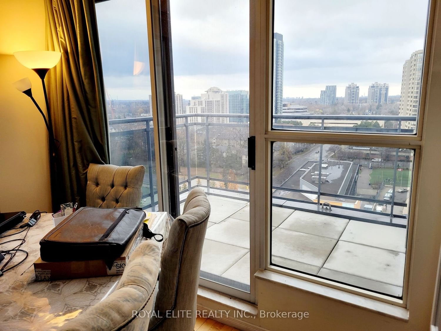 28 Hollywood Ave, unit Sp206 for rent - image #9