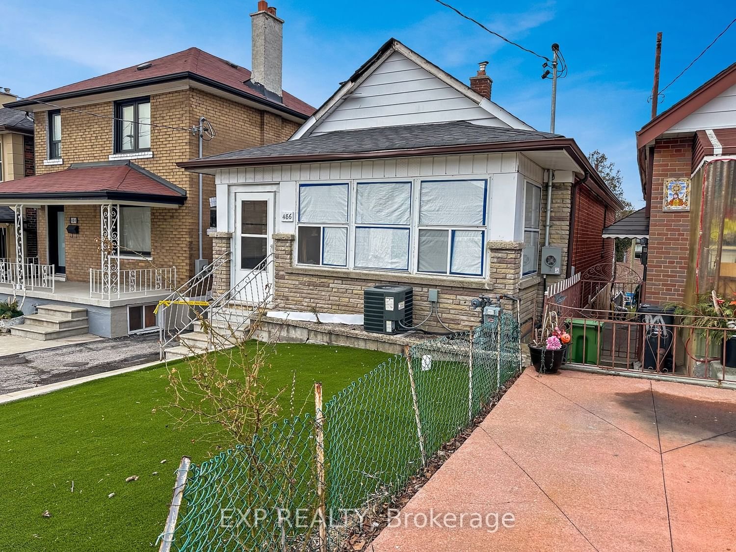 486 Northcliffe Blvd for sale  - image #2