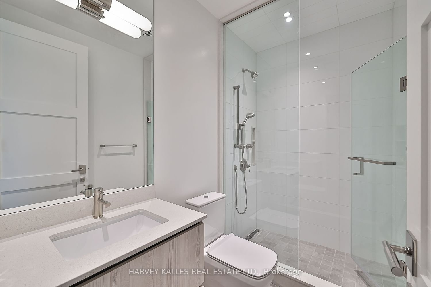 1 Yorkville Ave, unit Ph2 for sale - image #22