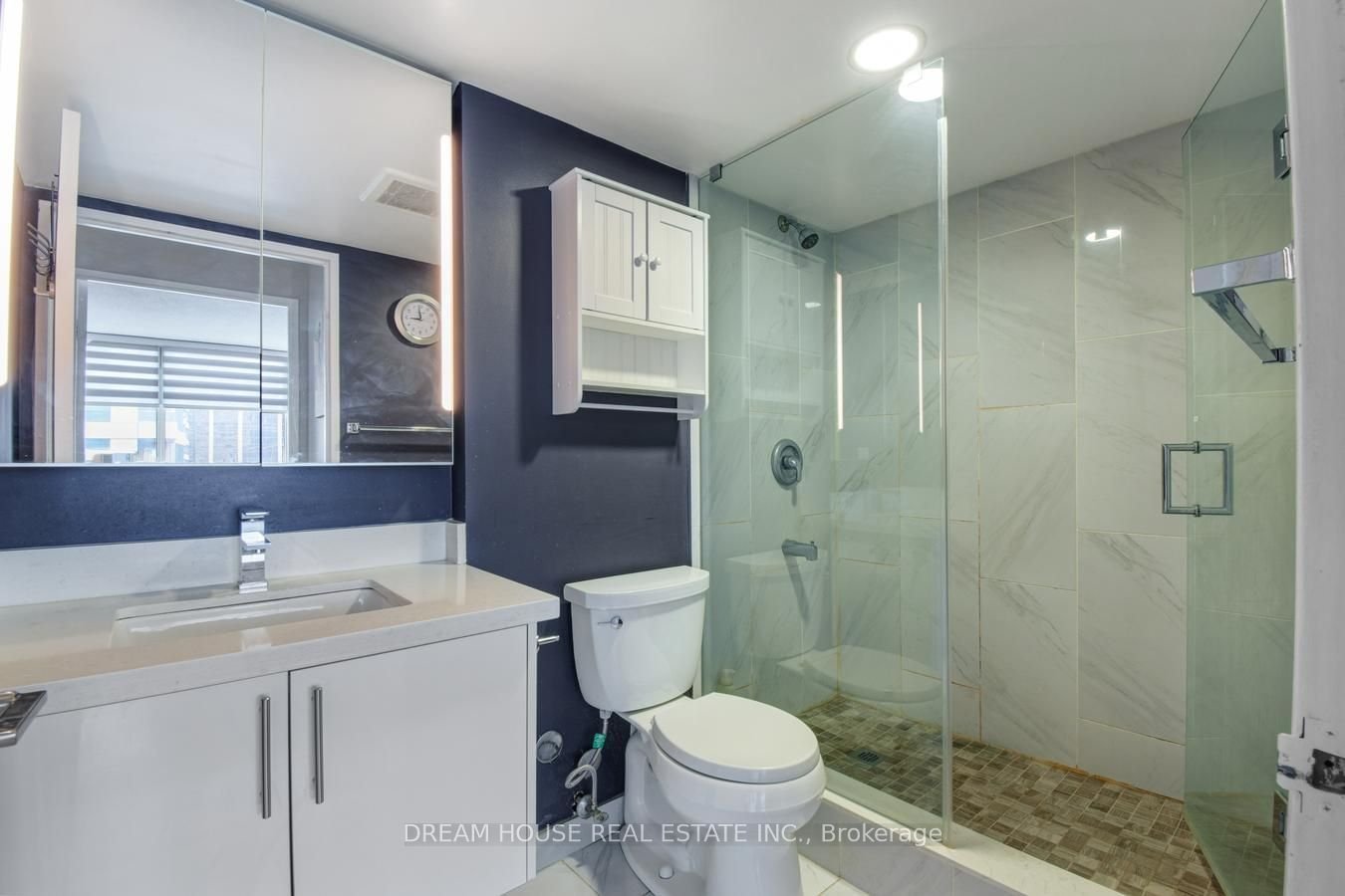 30 Greenfield Ave, unit 603 for sale - image #19