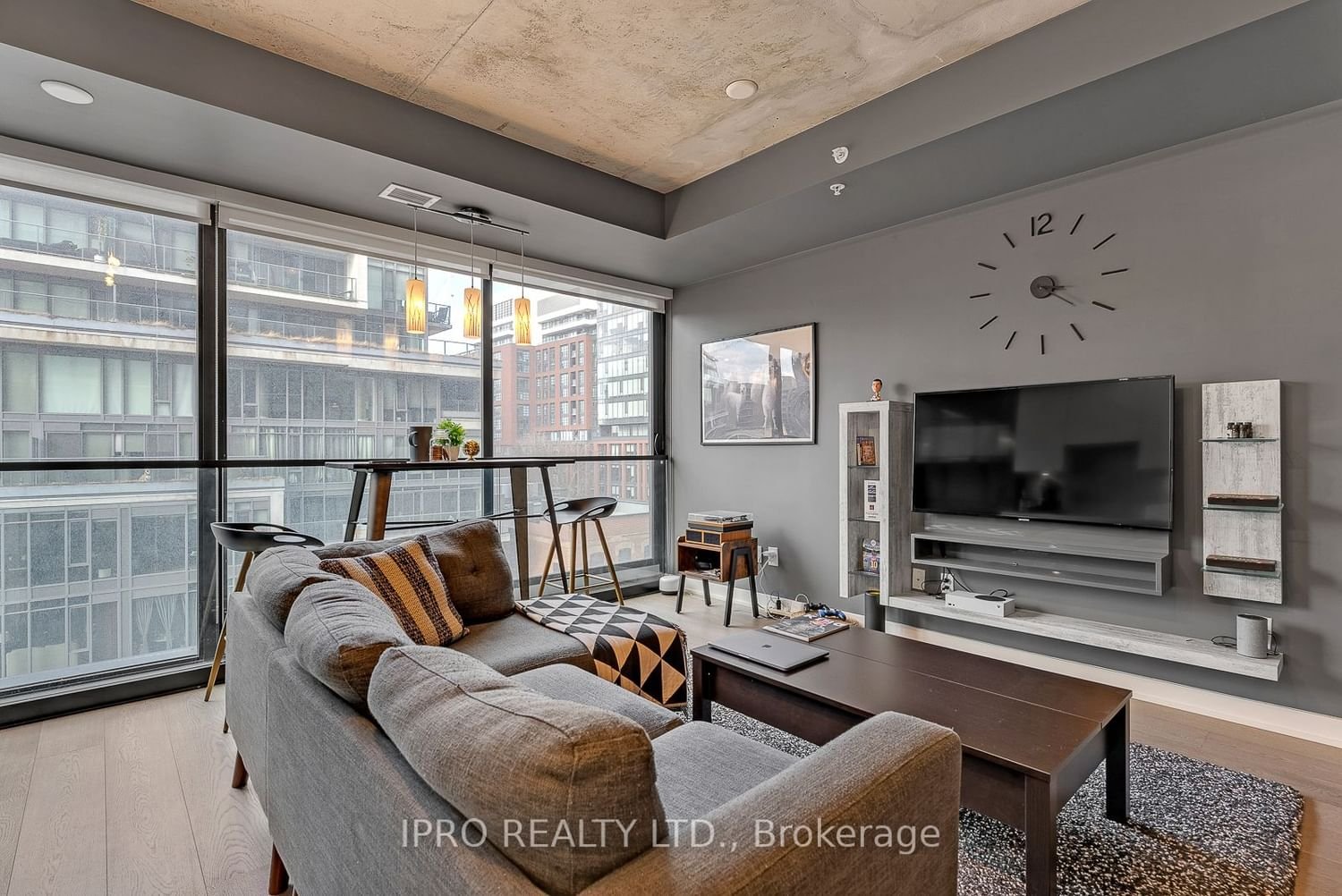629 King St W, unit 622 for rent - image #4
