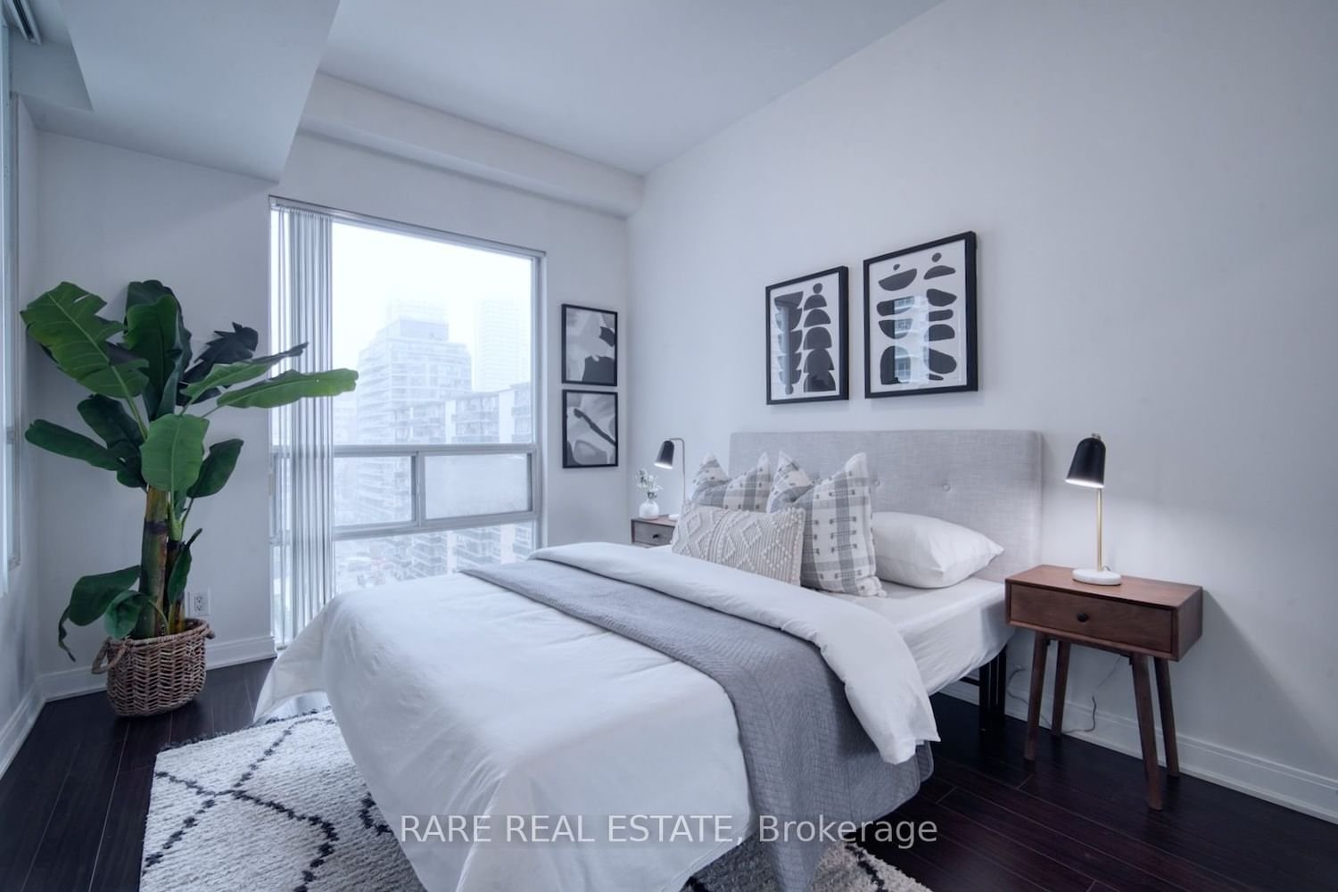 88 Broadway Ave, unit 811 for sale - image #14