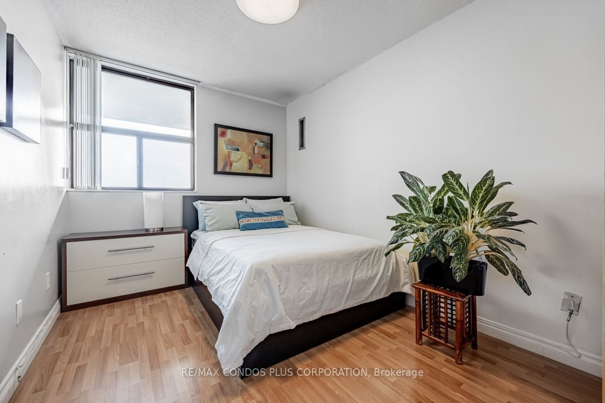 10 Tangreen Crt, unit 3104 for sale - image #11