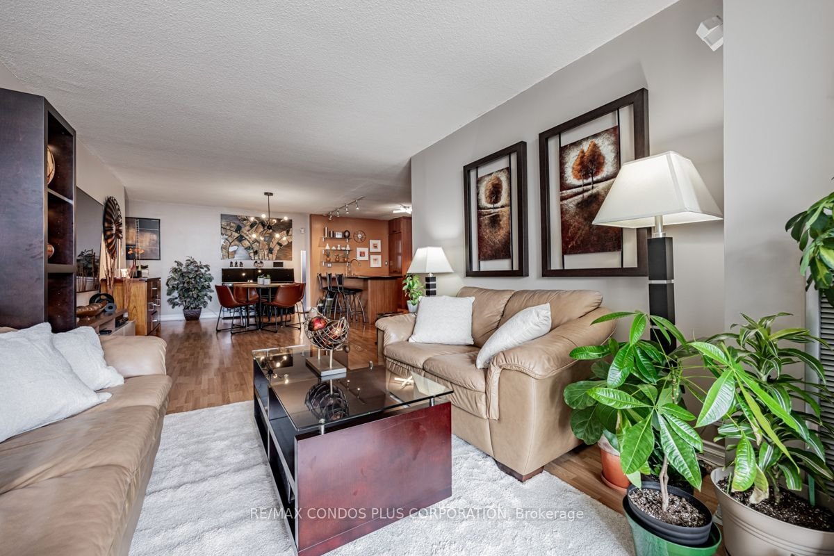 10 Tangreen Crt, unit 3104 for sale - image #5