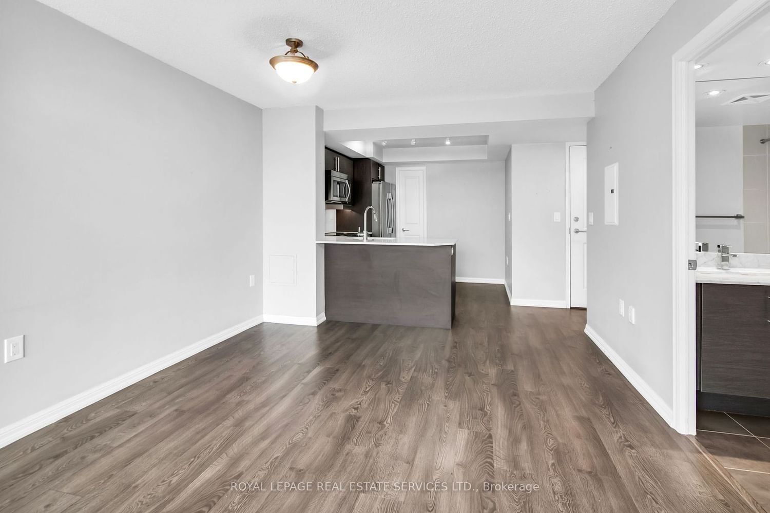 125 Western Battery Rd, unit 816 for rent - image #15