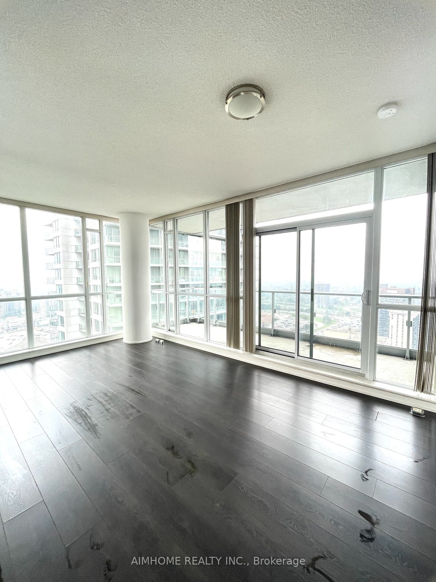 66 Forest Manor Rd, unit 2706 for rent - image #4