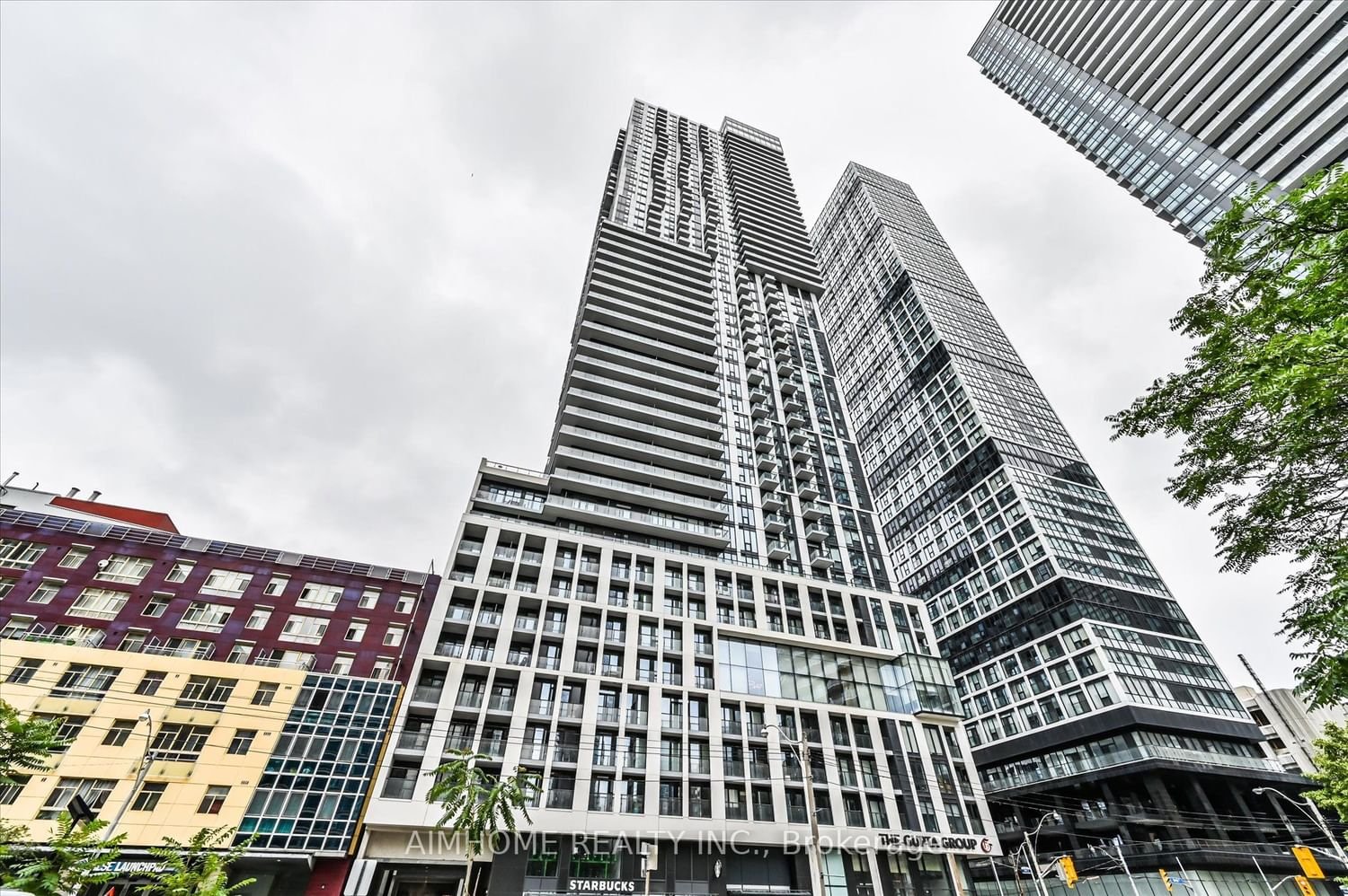 251 Jarvis St, unit 1025 for rent - image #1