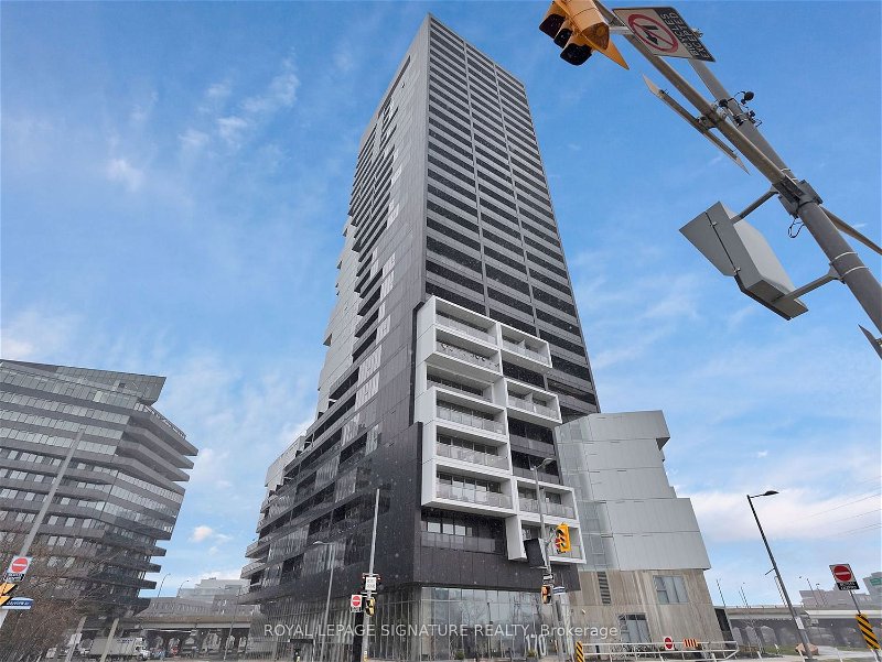 170 Bayview Ave, unit 916 for sale - image #1