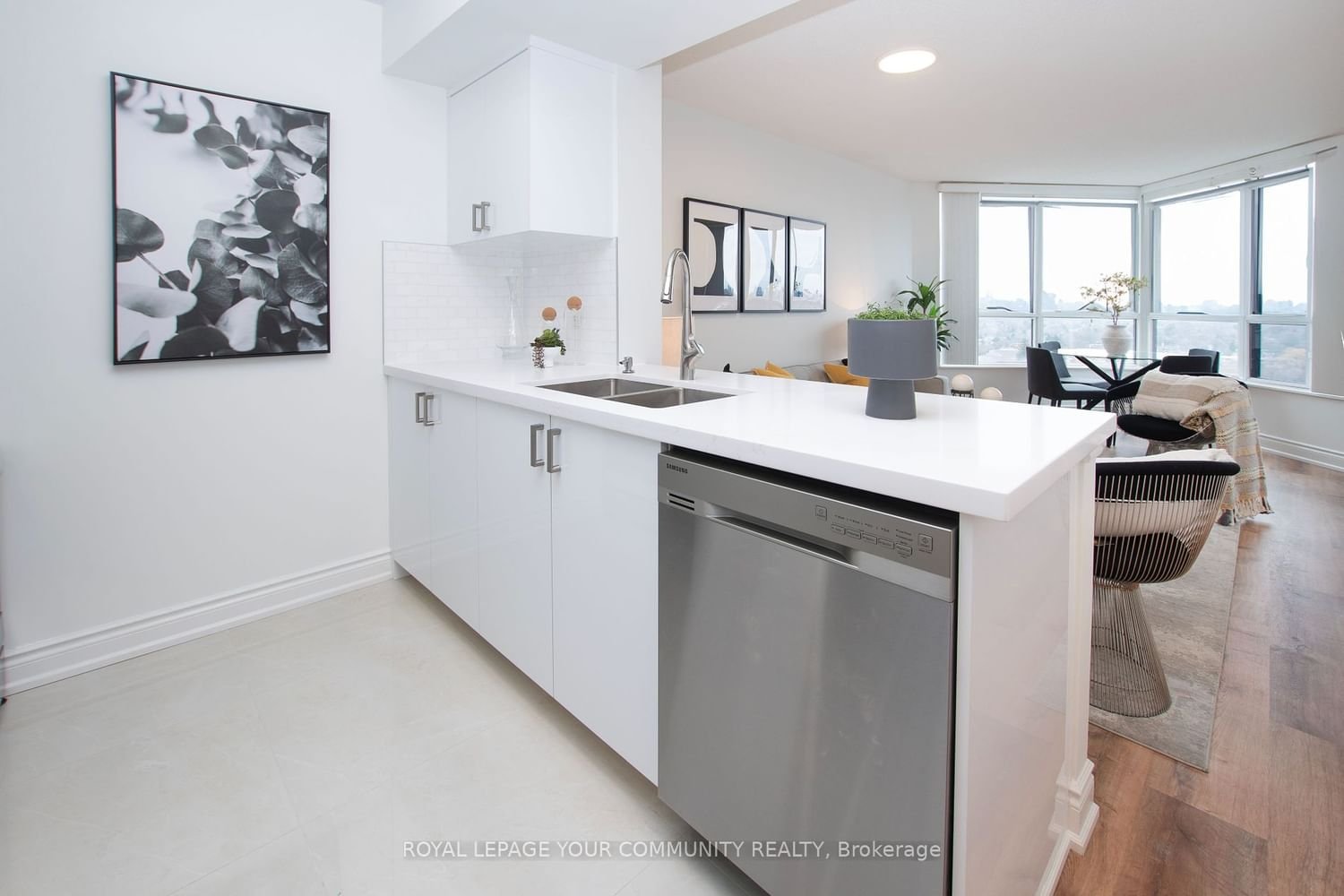 10 Northtown Way, unit 1602 for sale - image #12