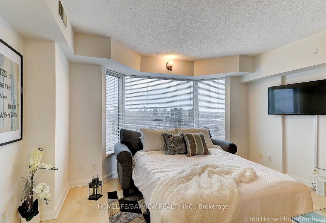 155 Yorkville Ave, unit 1918 for sale - image #19