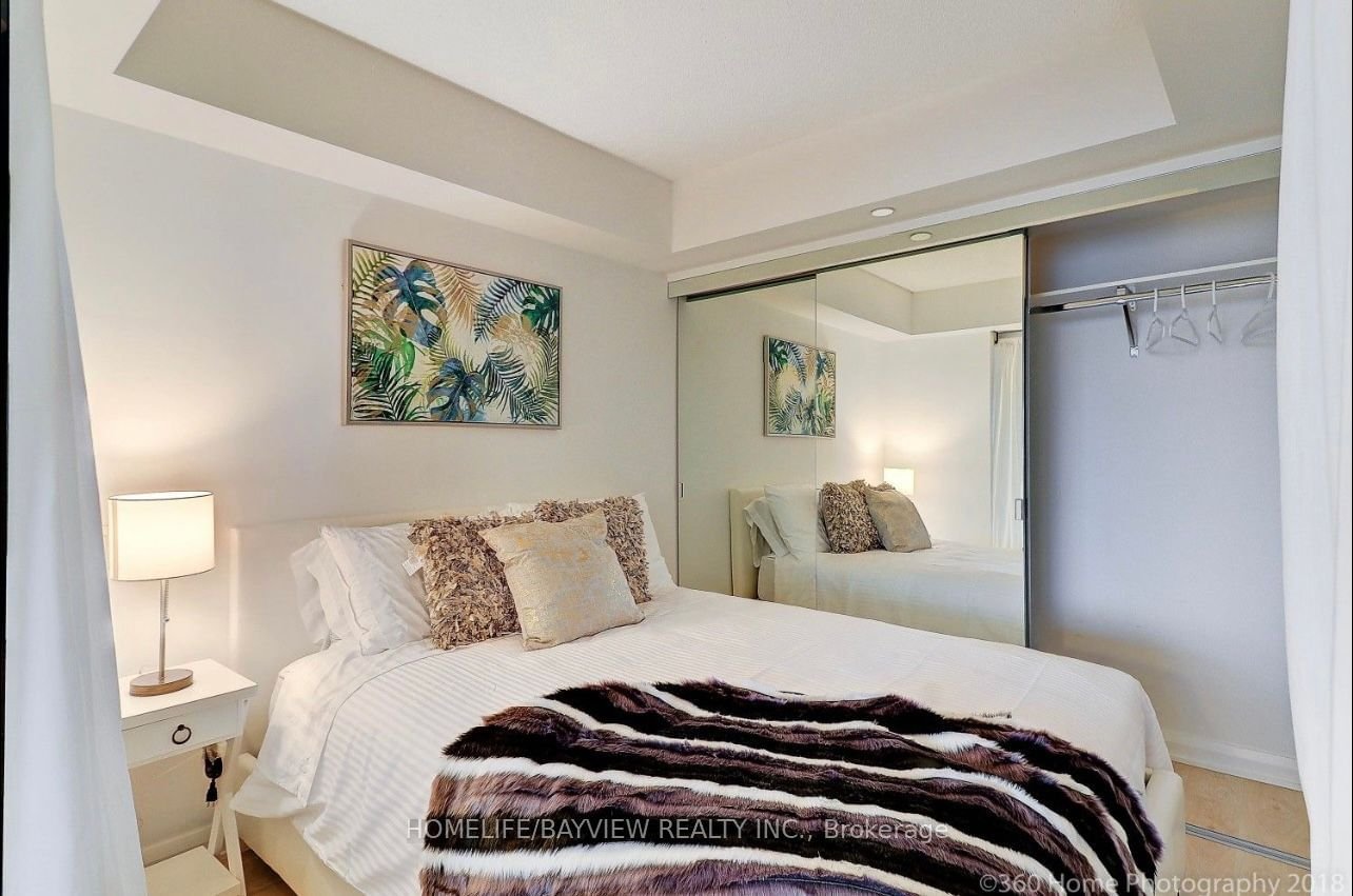 155 Yorkville Ave, unit 1918 for sale - image #8