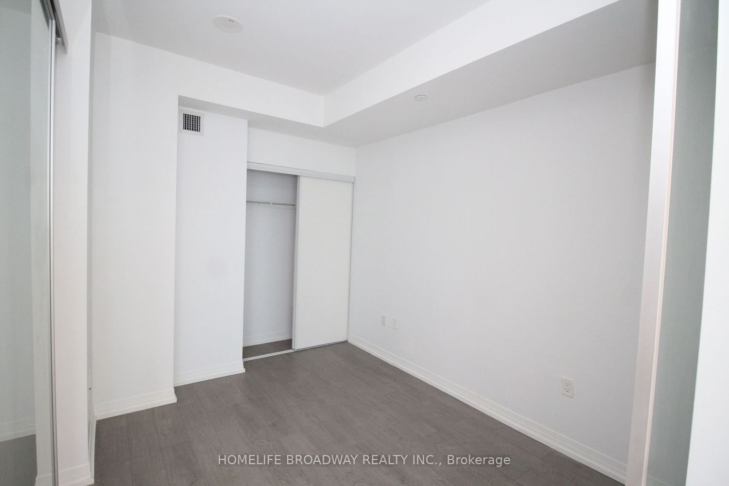 251 Jarvis St, unit 937 for rent - image #4
