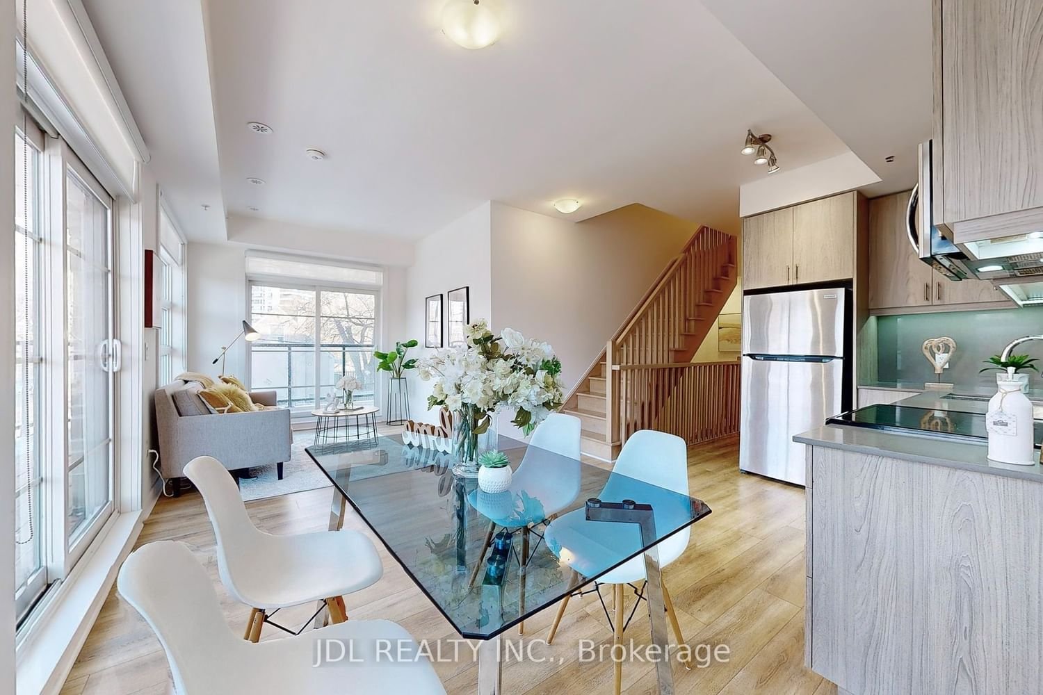 57 Finch Ave W, unit 18 for sale - image #11