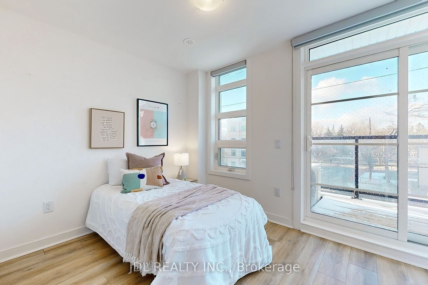 57 Finch Ave W, unit 18 for sale - image #15