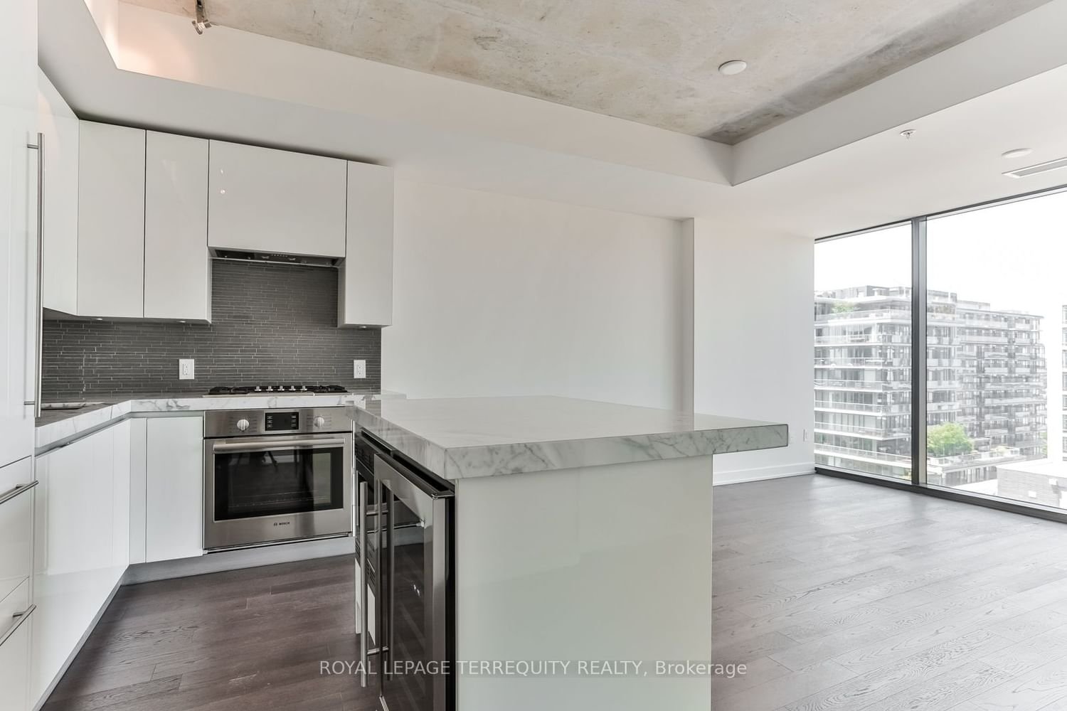 629 King St W, unit Ph 1414 for rent - image #10