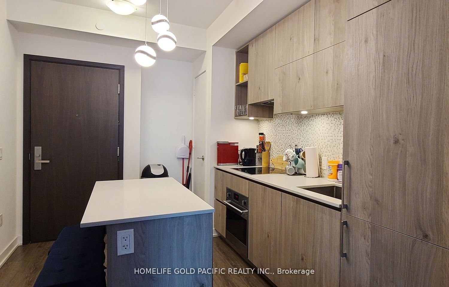 1 Yorkville Ave, unit 2207 for rent - image #3