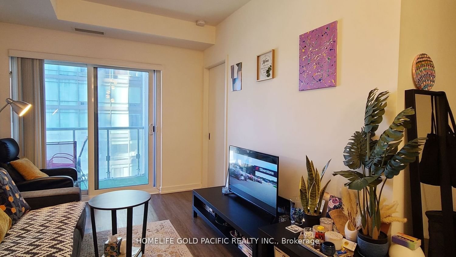 1 Yorkville Ave, unit 2207 for rent - image #8