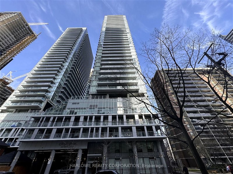 195 Redpath Ave, unit 815 St for rent - image #1