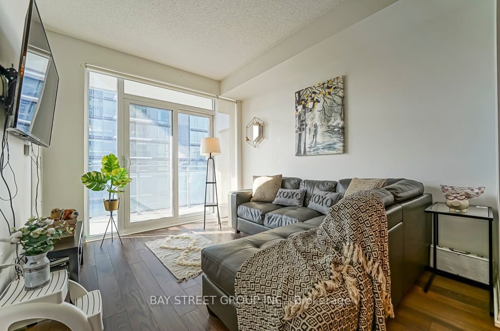 55 Ann O'reilly Rd, unit 321 for sale - image #14