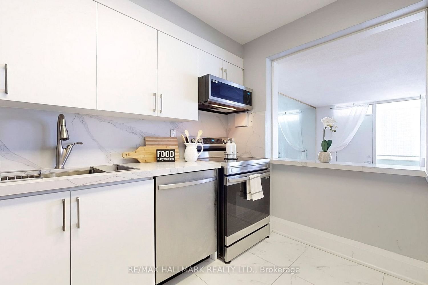 10 Parkway Forest Dr, unit 1004 for sale - image #10