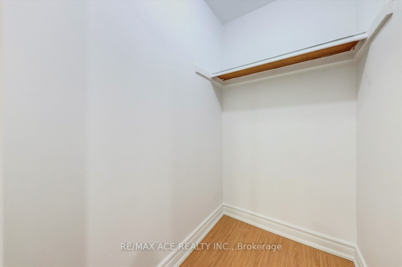 25 Pebble Bywy, unit 21 for sale - image #27