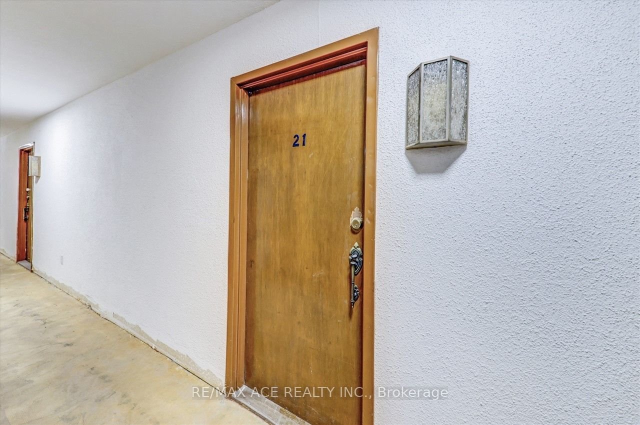 25 Pebble Bywy, unit 21 for sale - image #29