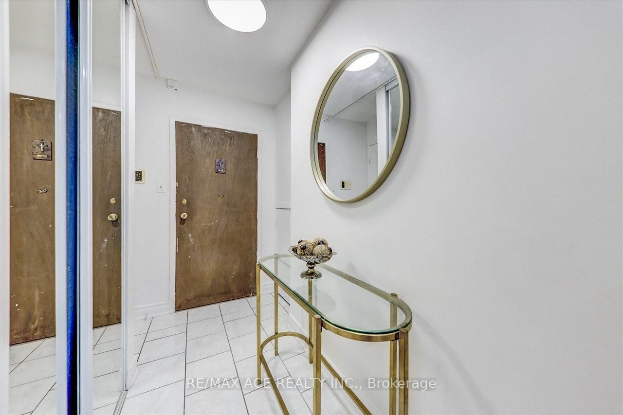 25 Pebble Bywy, unit 21 for sale - image #6