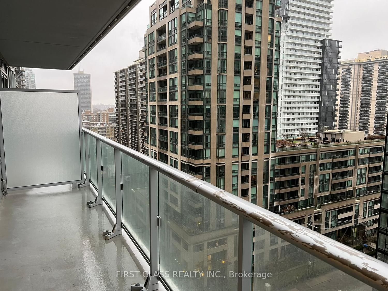 99 Broadway Ave, unit 1211 for rent - image #15