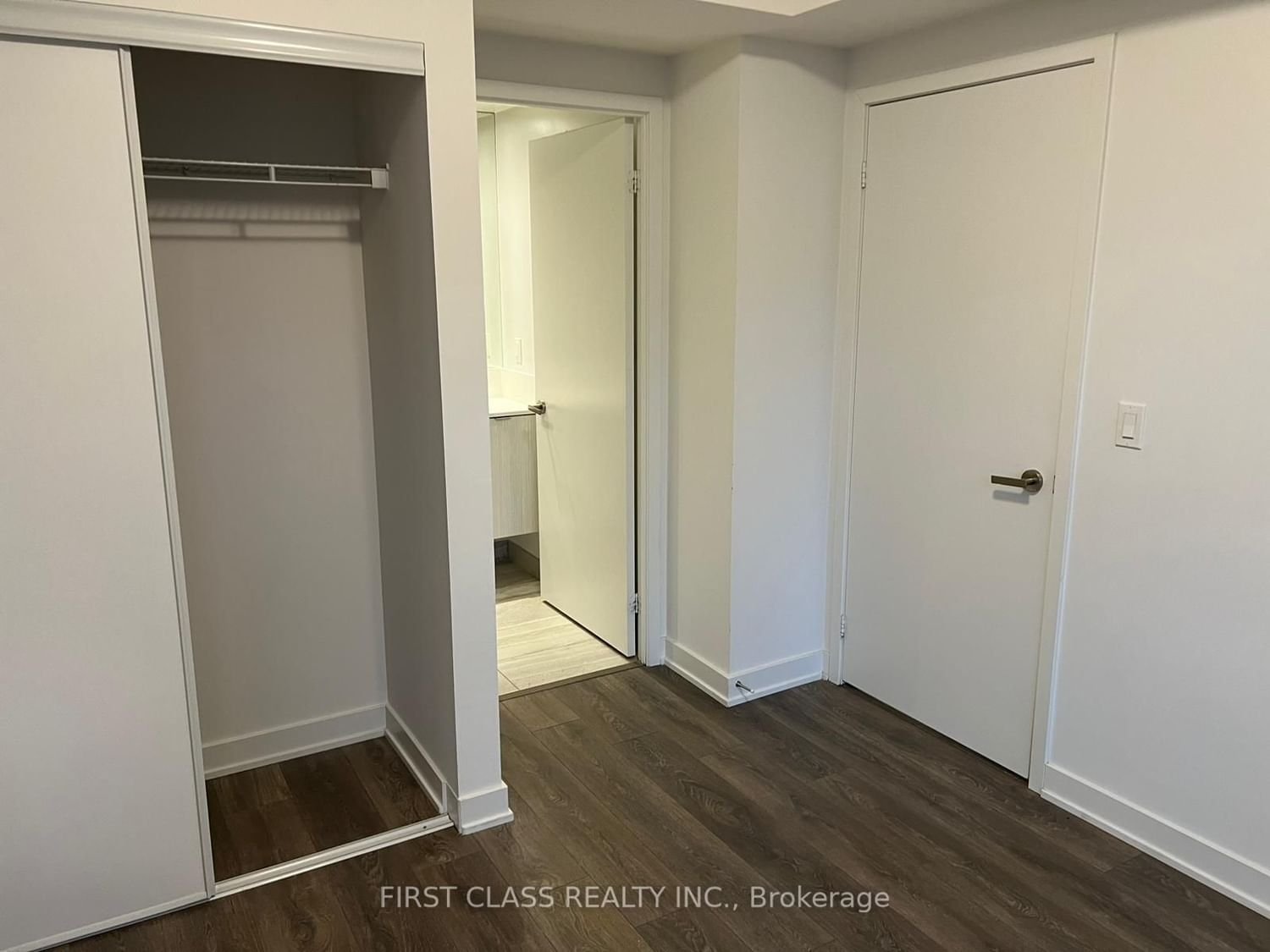 99 Broadway Ave, unit 1211 for rent - image #8