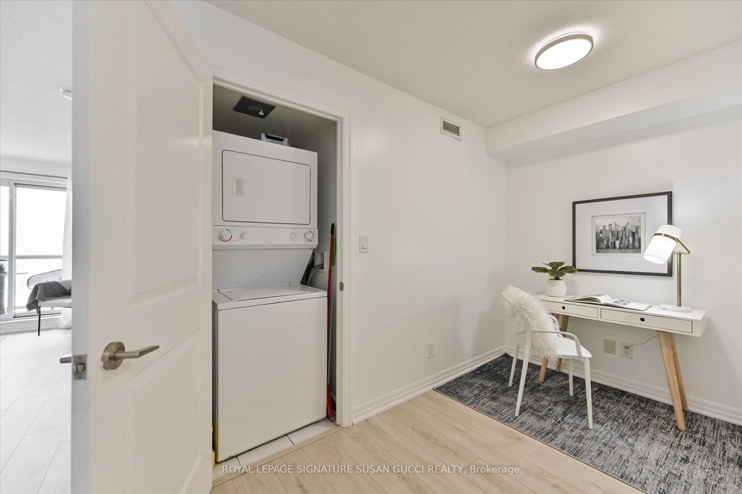 30 Herons Hill Way, unit 710 for sale - image #24
