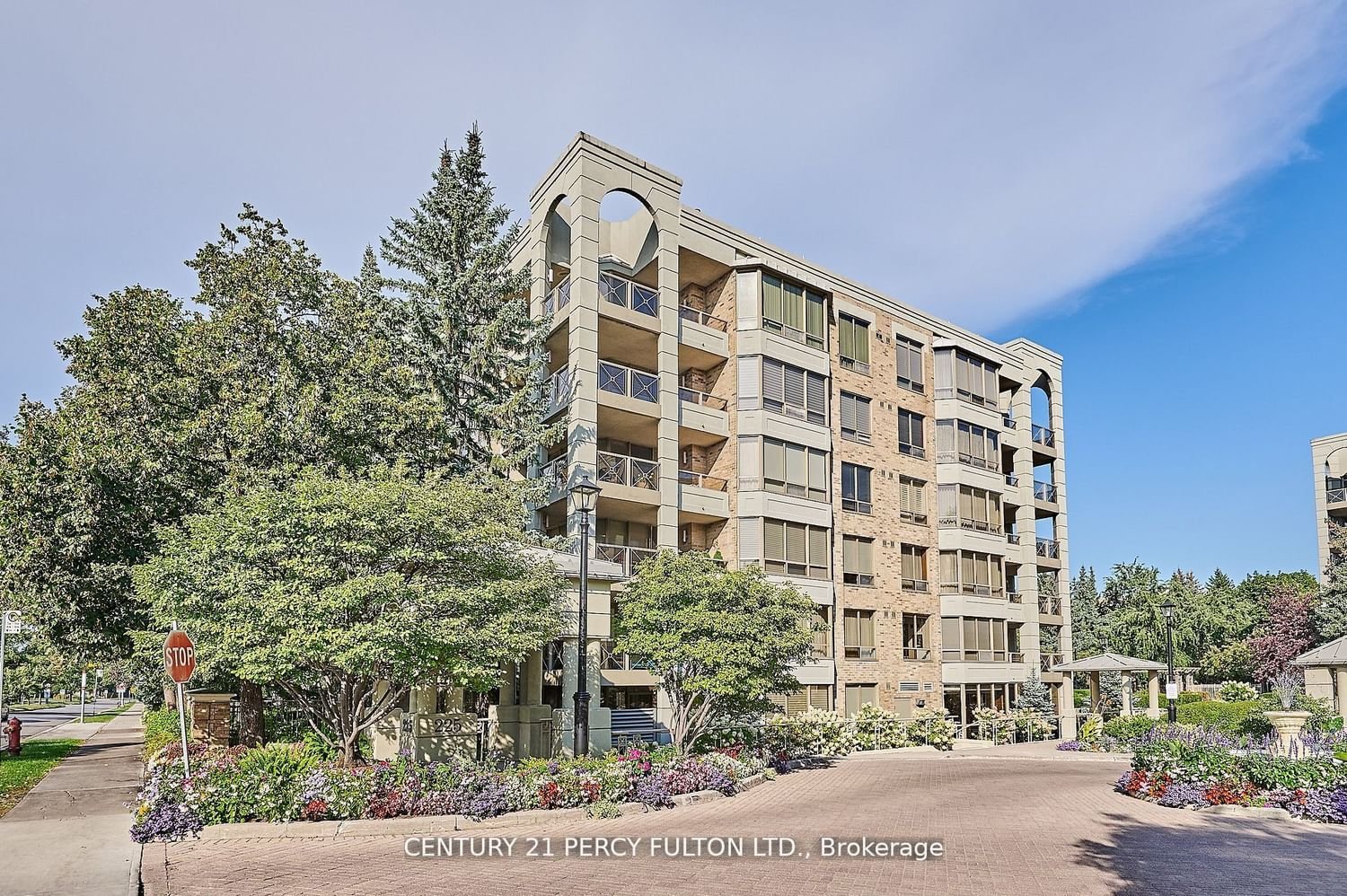 225 The Donway W, unit 104 for sale - image #1