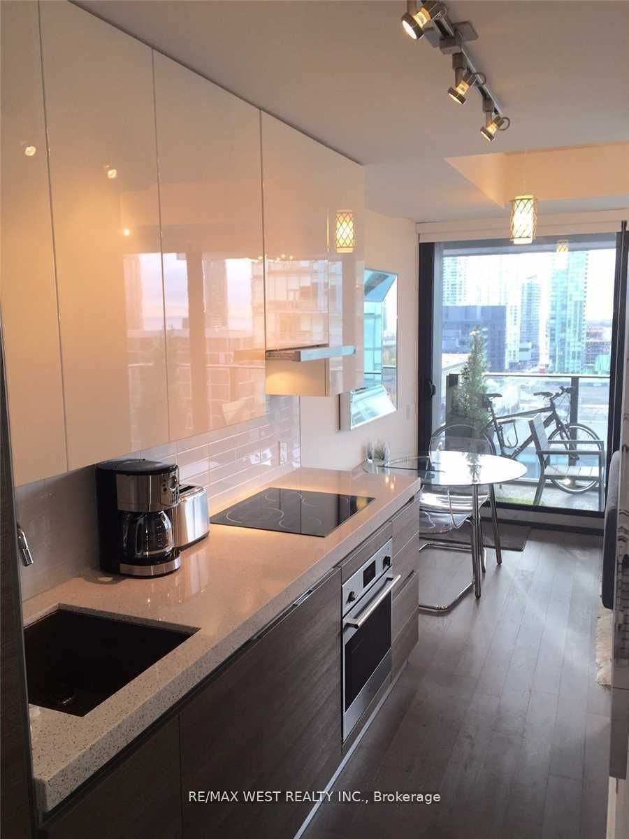 629 King St W, unit 1308 for rent - image #3