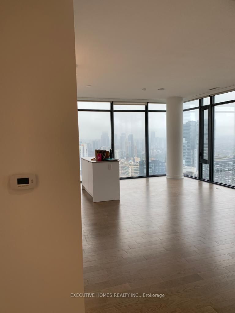 20 Lombard St, unit 4011 for sale - image #18