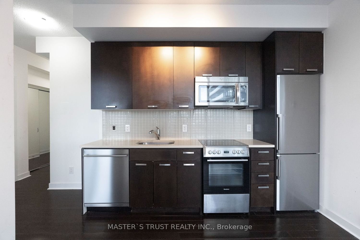 295 Adelaide St W, unit 3302 for rent - image #9