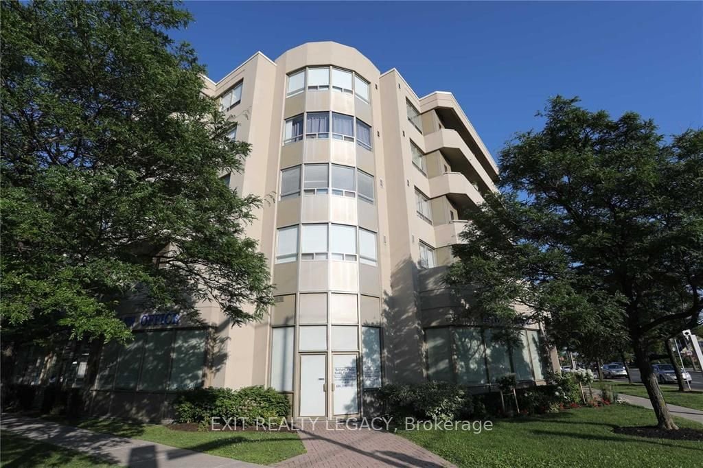 555 Wilson Heights Blvd, unit 304 for sale - image #1
