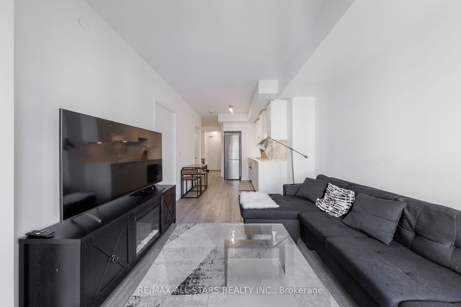 195 Redpath Ave, unit 711 for sale - image #7