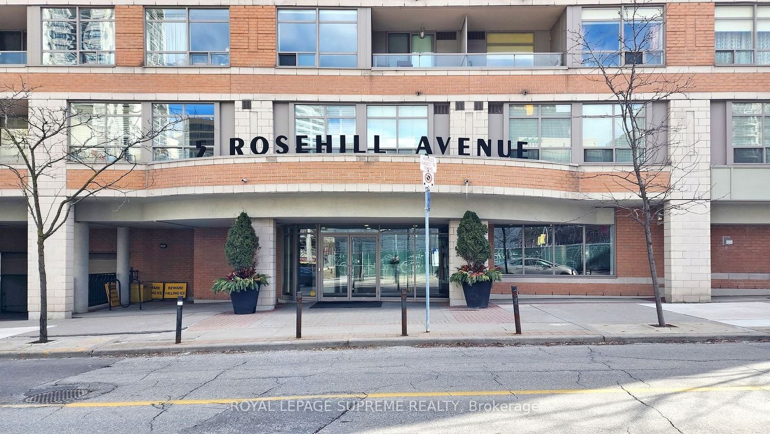 5 Rosehill Ave, unit 812 for sale - image #2