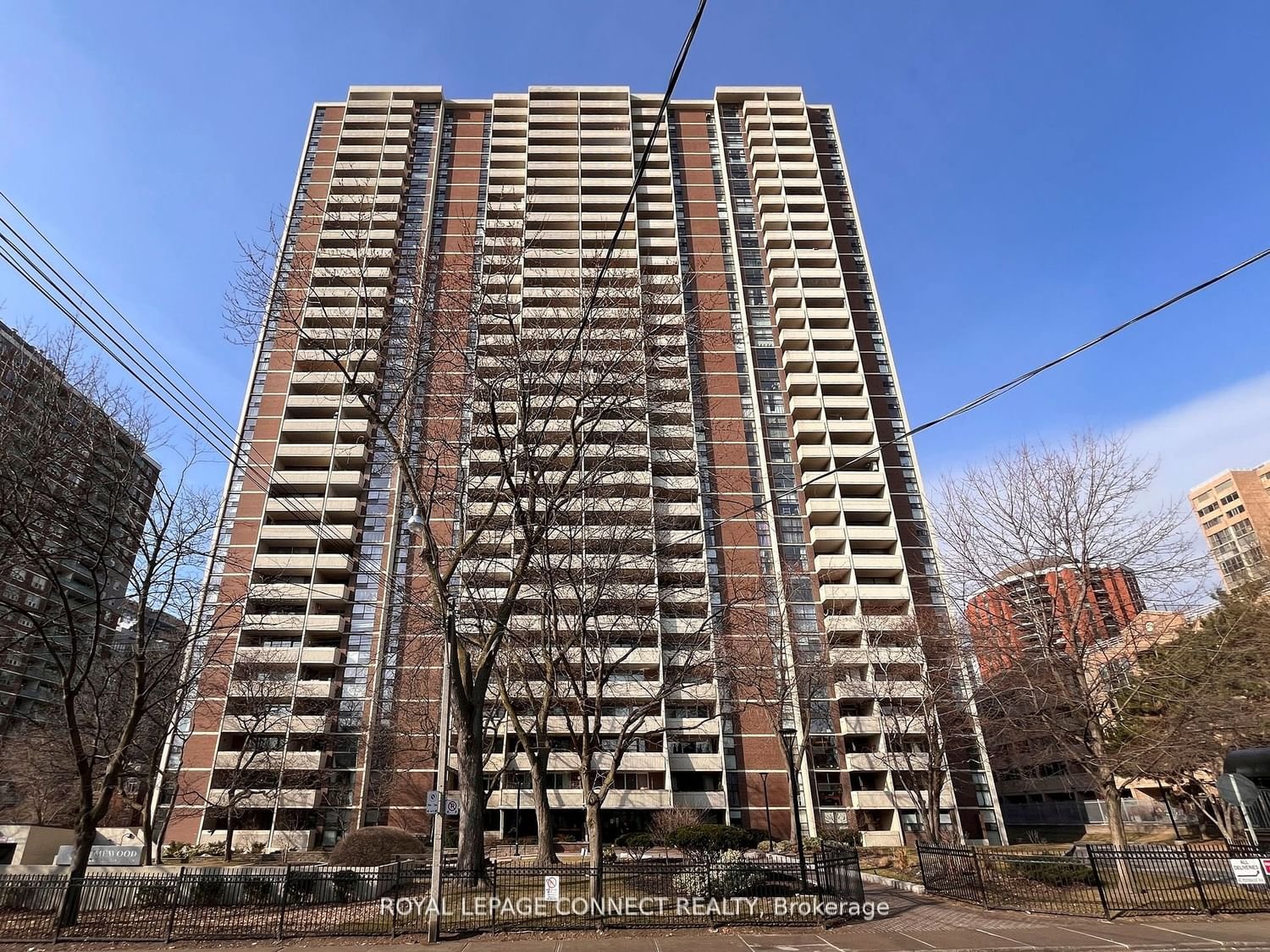 40 Homewood Ave, unit 407 for sale - image #3
