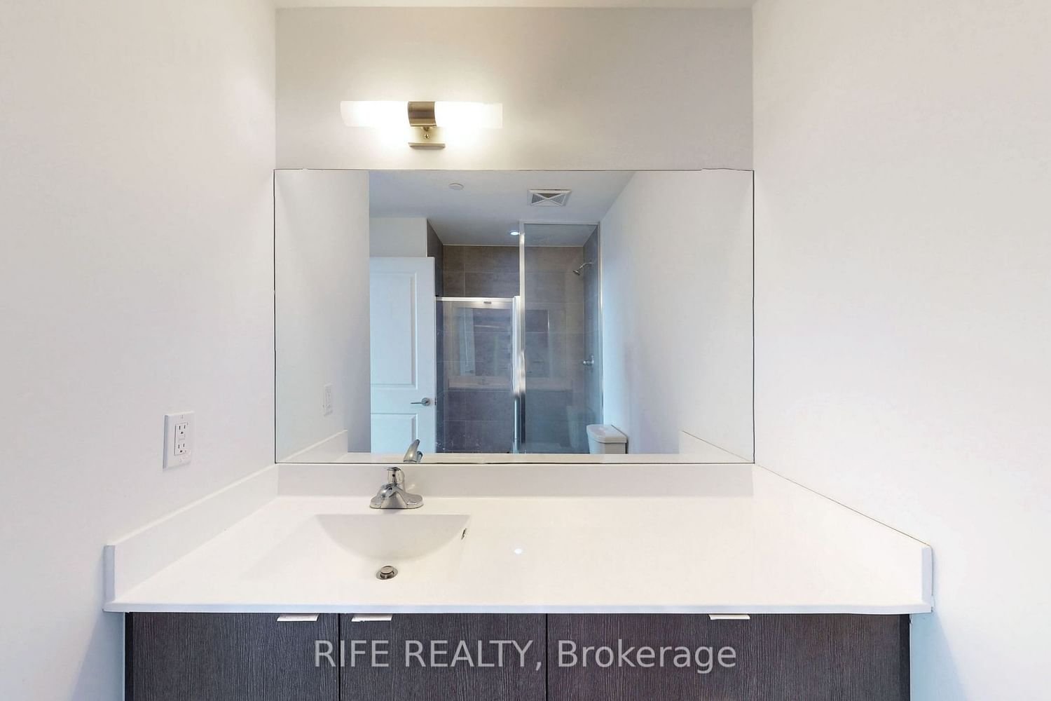 60 Ann O'reilly Rd, unit 1760 for sale - image #11