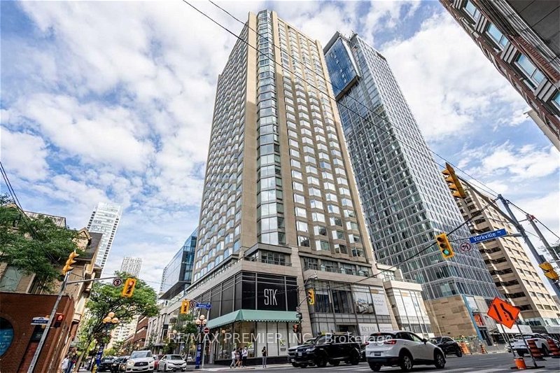 155 Yorkville Ave, unit 807 for rent - image #1