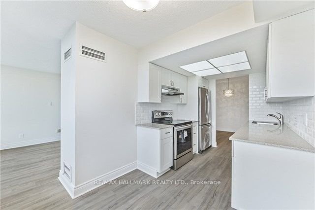 1101 Steeles Ave W, unit 812 for sale - image #11
