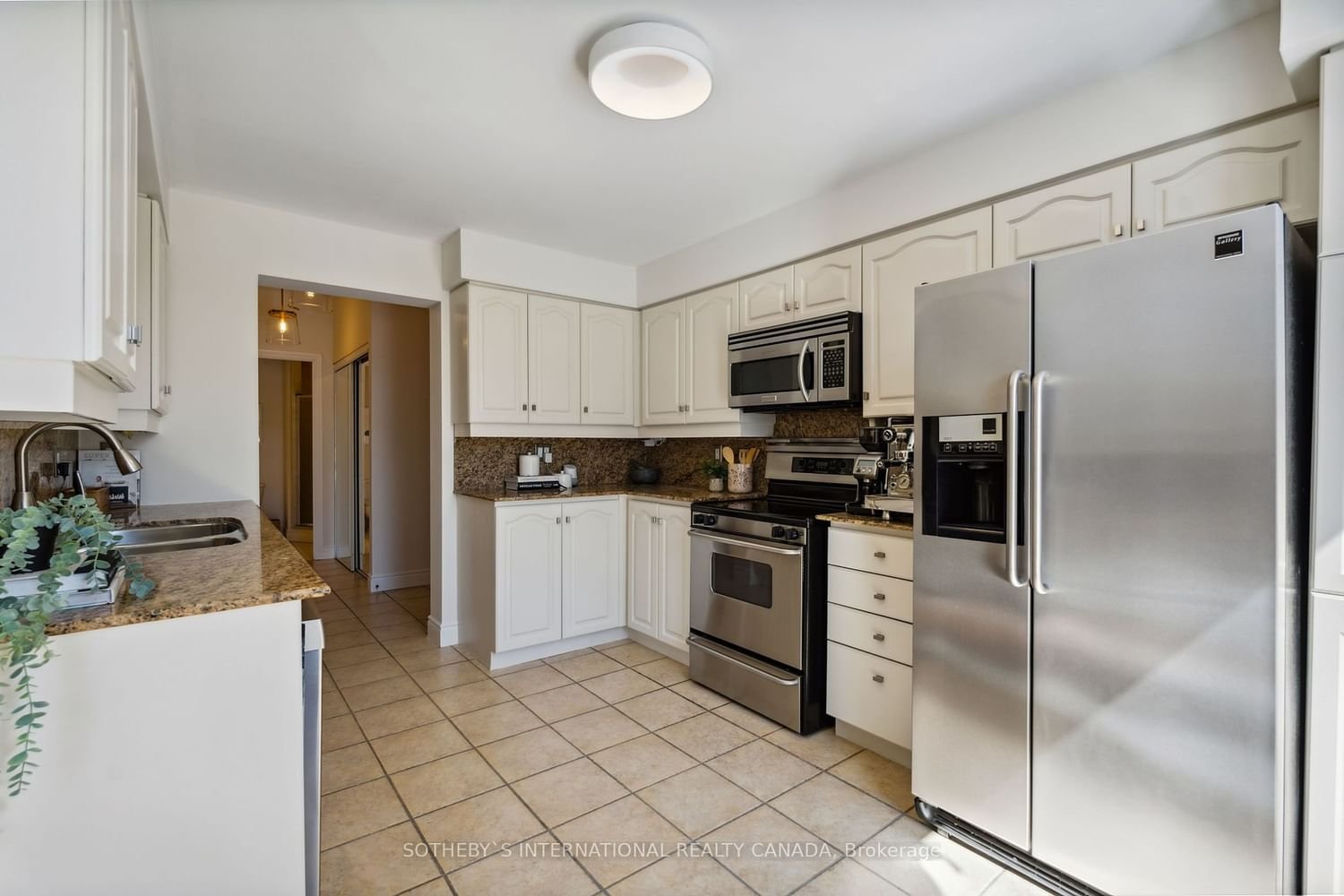 1750 Bayview Ave, unit 204 for sale - image #10