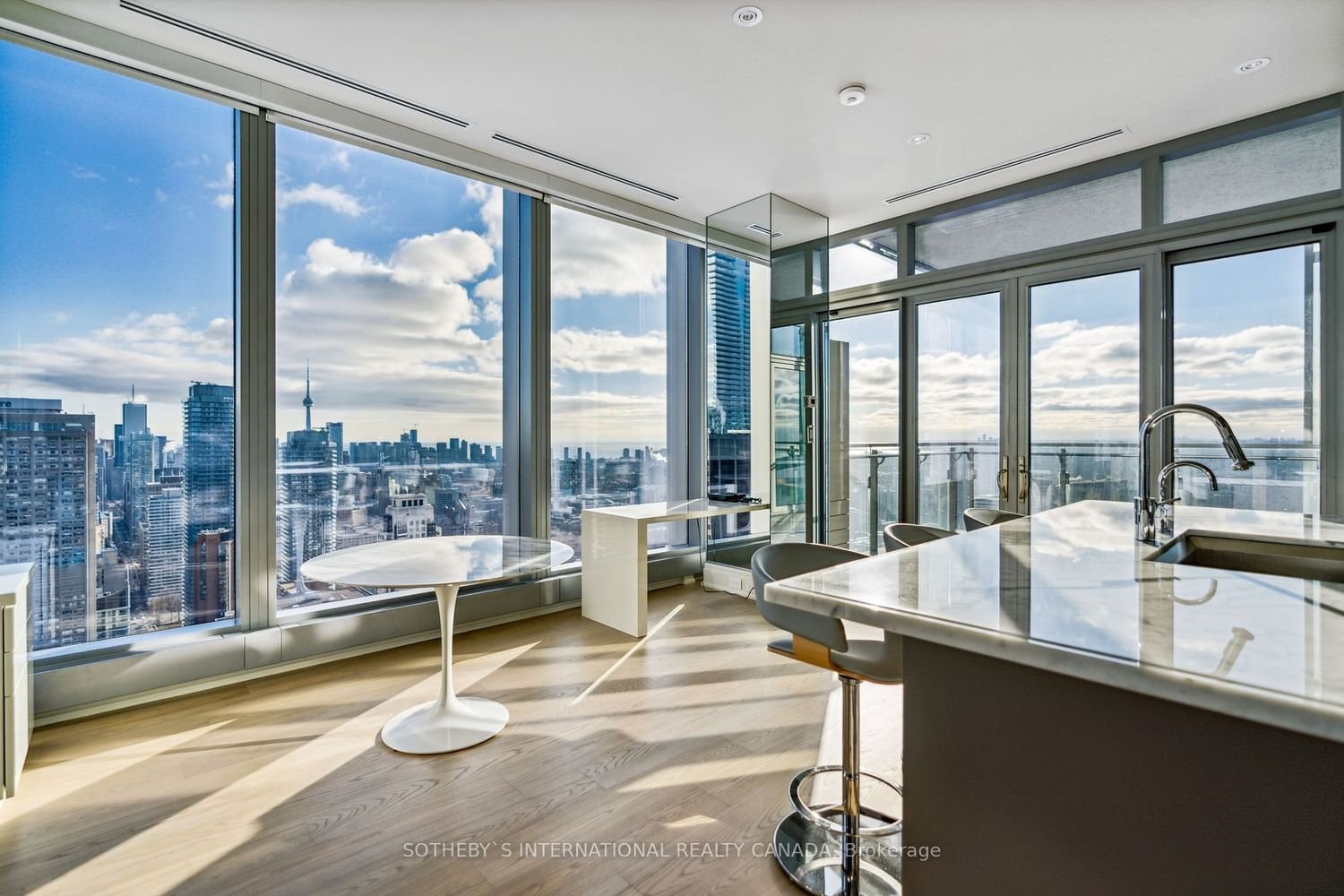 50 Yorkville Ave, unit 4303 for sale - image #12