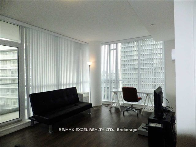 62 Forest Manor Rd, unit 611 for sale - image #2