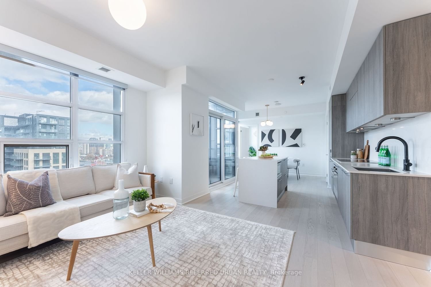 501 Adelaide St W, unit 1210 for sale - image #1