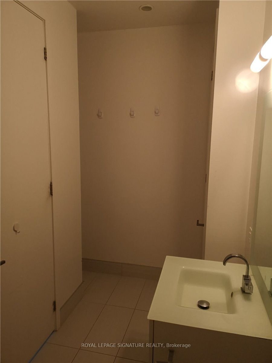 111 St Clair Ave W, unit 1104 for rent - image #8